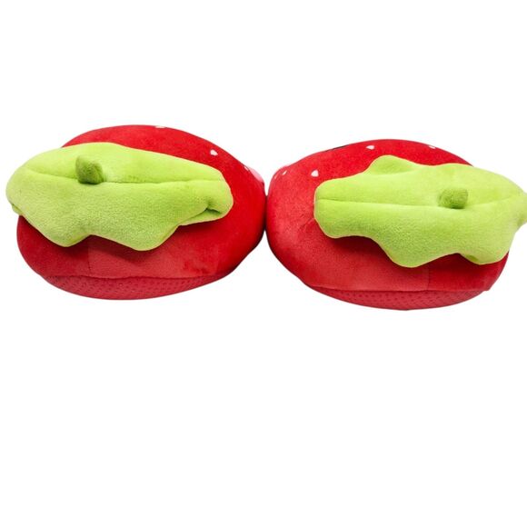Squishmallow Scarlet The Strawberry Slippers Womens 7-8 Red Green Pink Casual - Picture 6 of 12